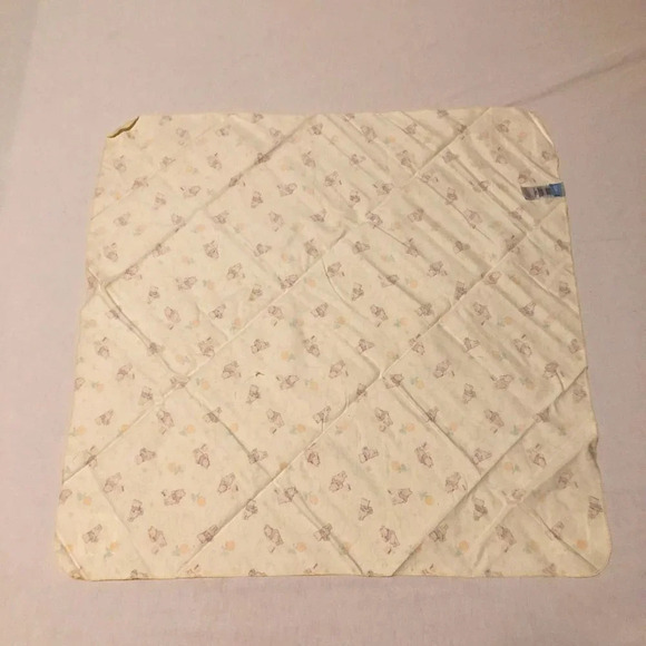 Winnie  the Pooh Baby Swaddles and Hooded Baby Towel Classic Pooh Disney Baby - Picture 16 of 16